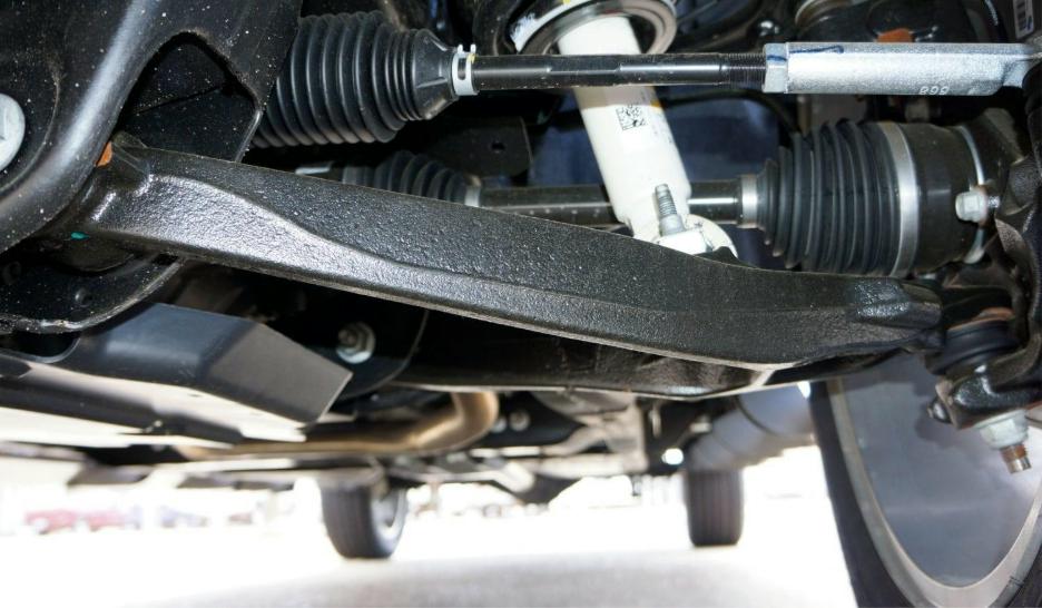 Cast steel control arm for 2007–2016 Chevy Silverado 1500