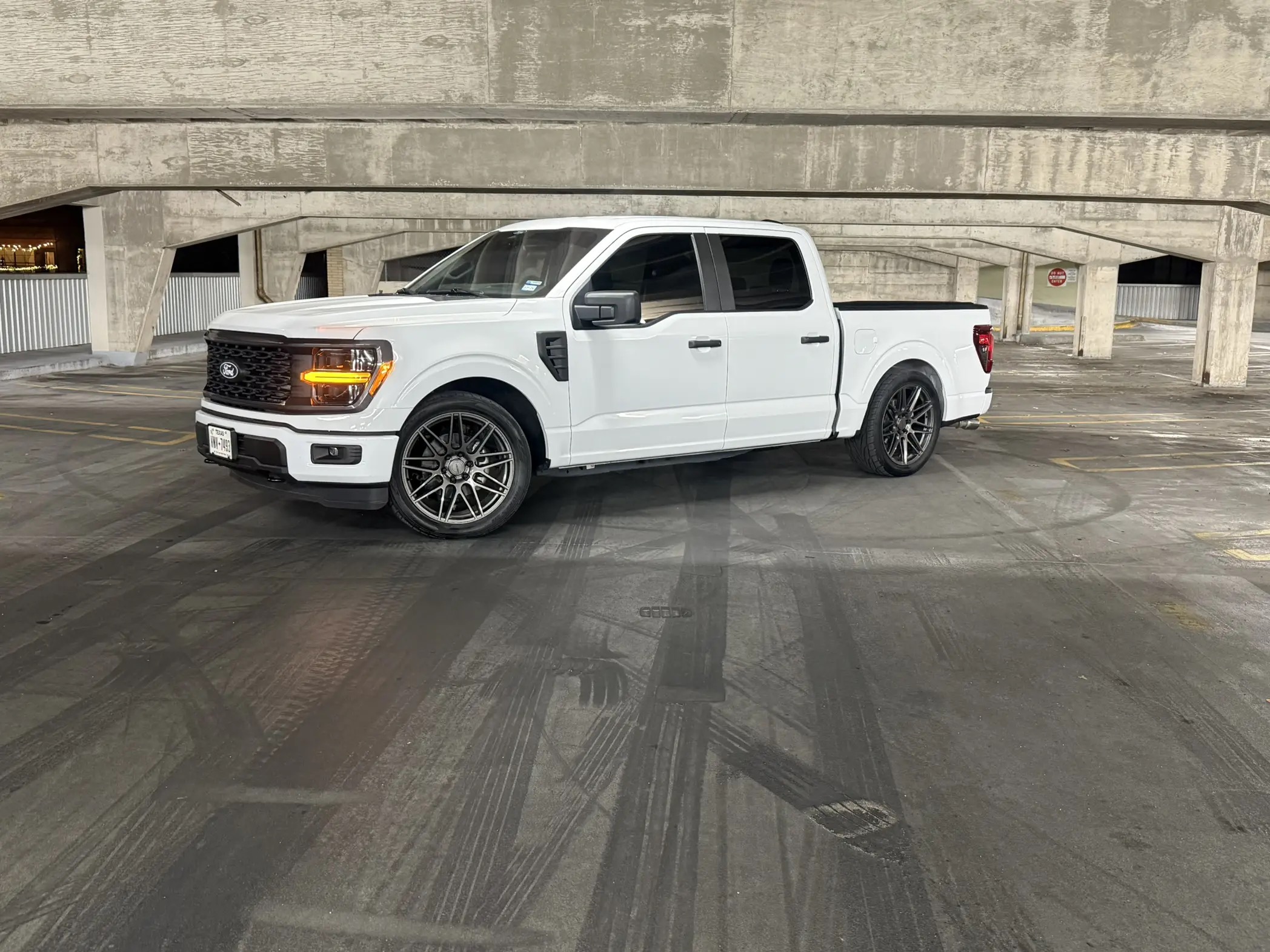 2024 FORD F-150 2WD